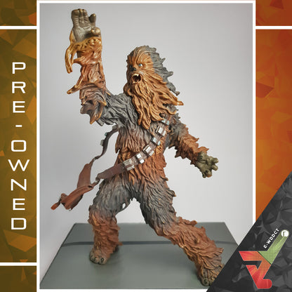 Hasbro - Star Wars Unleashed - Chewbacca Statue (EWDDCT Certified)